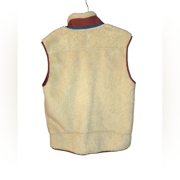 Patagonia The Classic Retro-X Vest - Picture 6 of 7